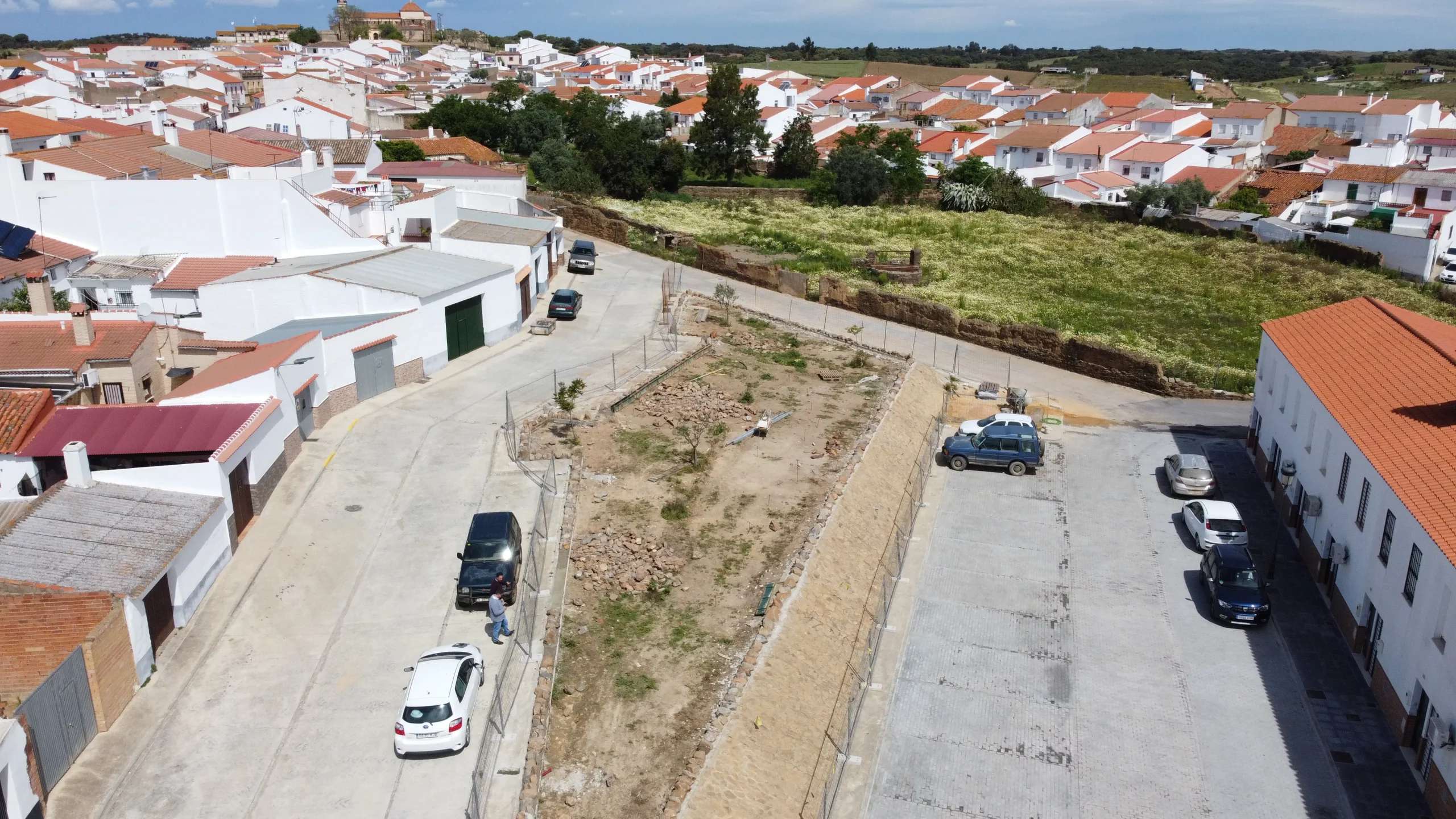 Vista aérea de los Jardines y Plaza Chanza en Paymogo