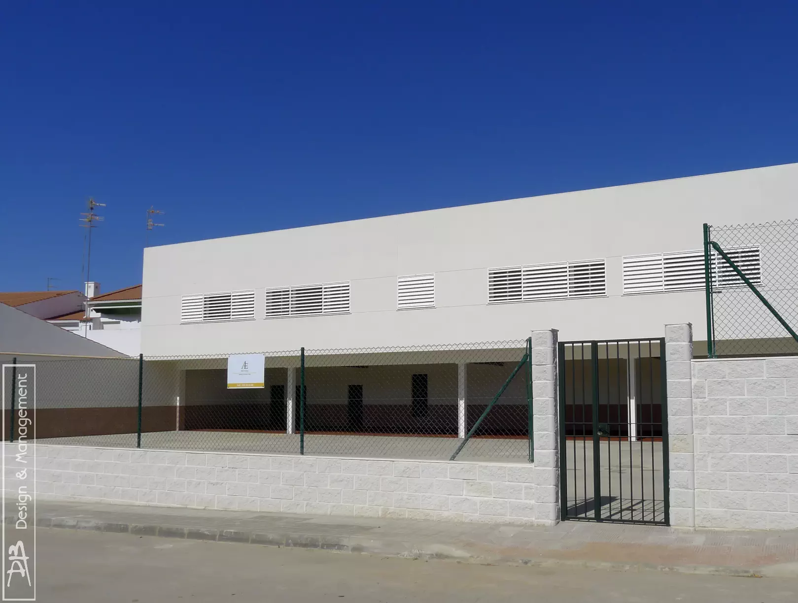 Escuela Infantil de Puebla de Guzmán, fachada del edificio educativo